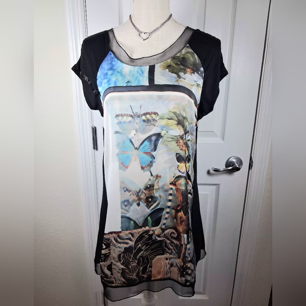 Linea Domani Womens Butterfly🦋 Top Size Medium Cap Sleeve Black/Blue